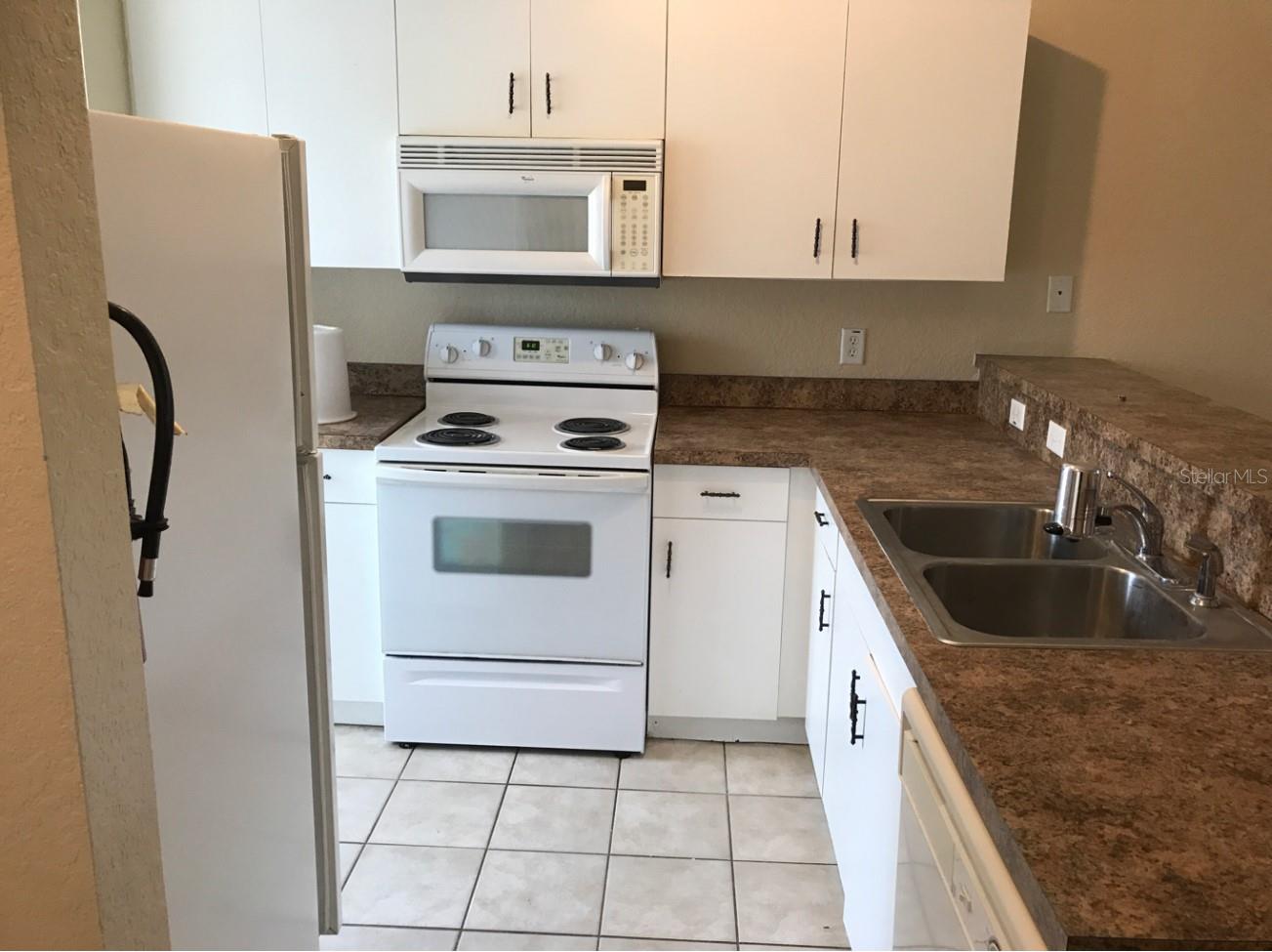 LAKE MARION GOLF RESIDENCE CONDO - Residential Lease