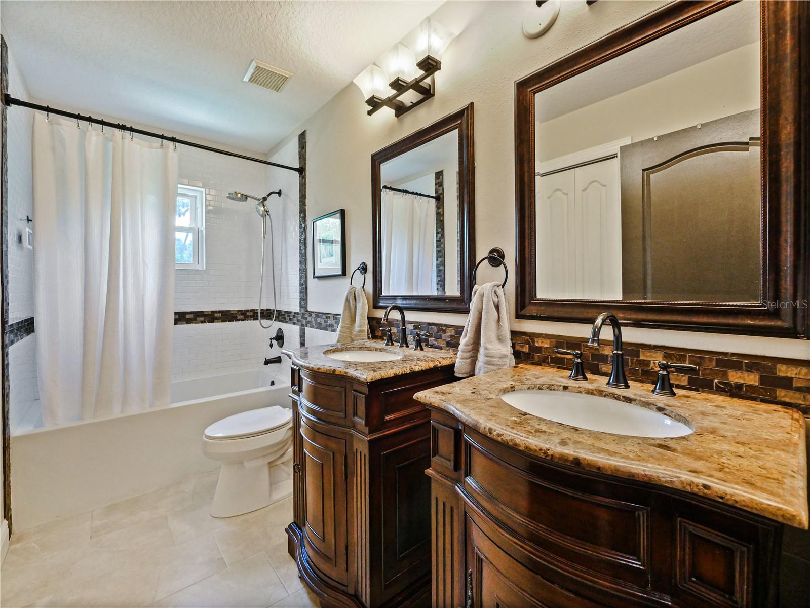 BARRINGTON ESTATES - Residential