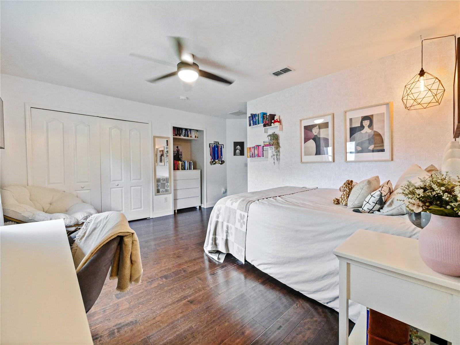 BARRINGTON ESTATES - Residential