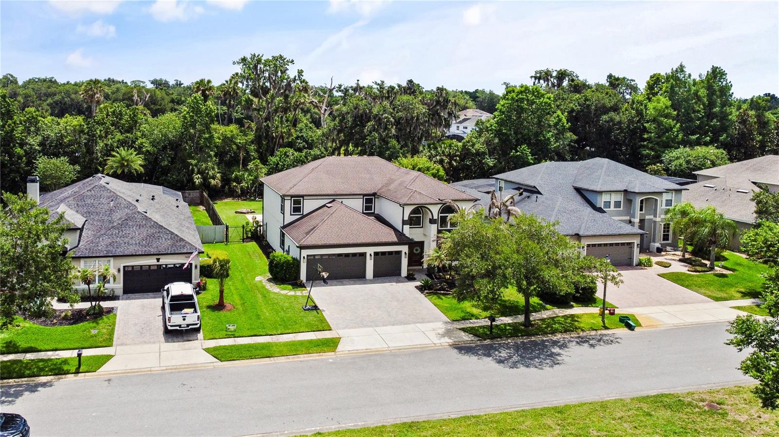 BARRINGTON ESTATES - Residential