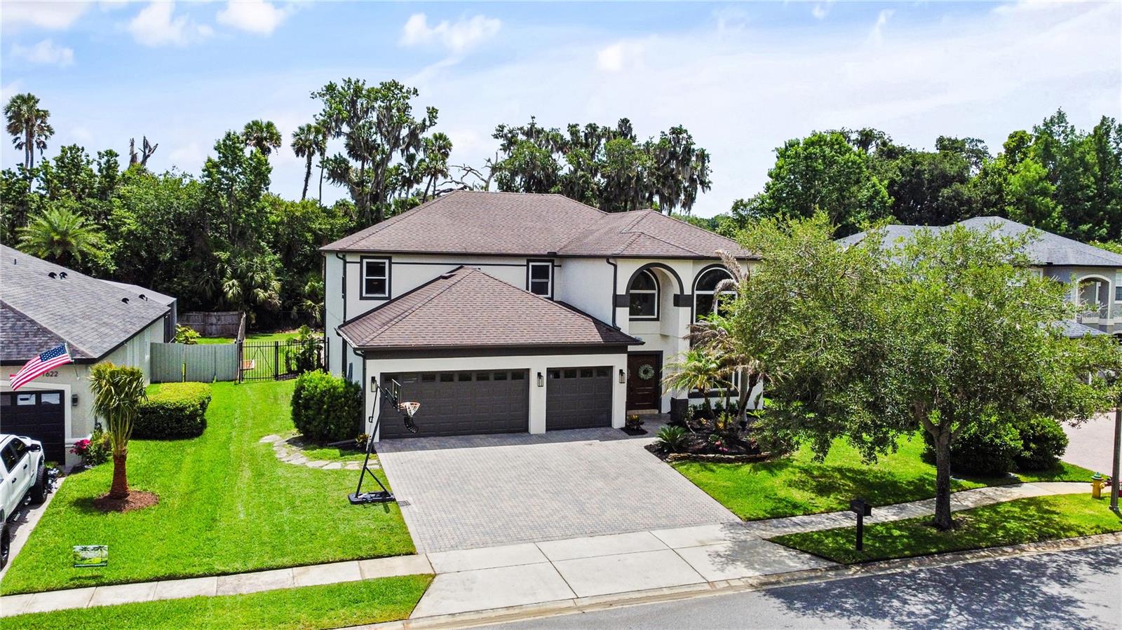 BARRINGTON ESTATES - Residential