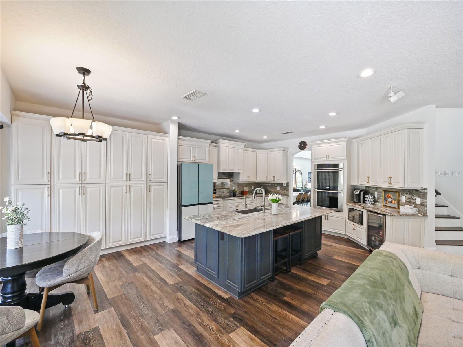 BARRINGTON ESTATES - Residential