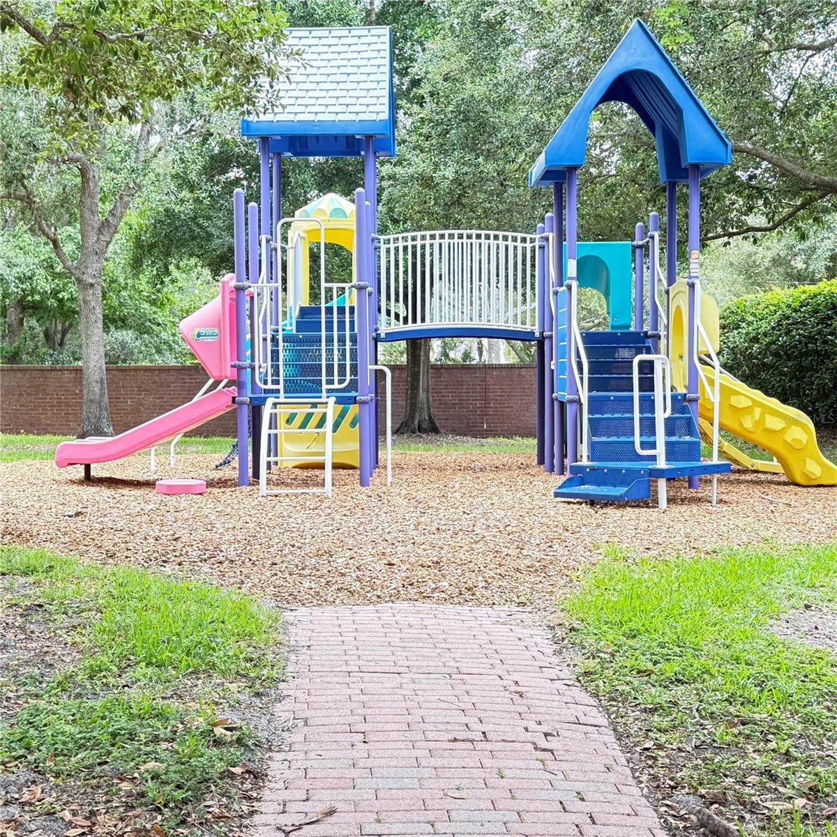 BARRINGTON ESTATES - Residential