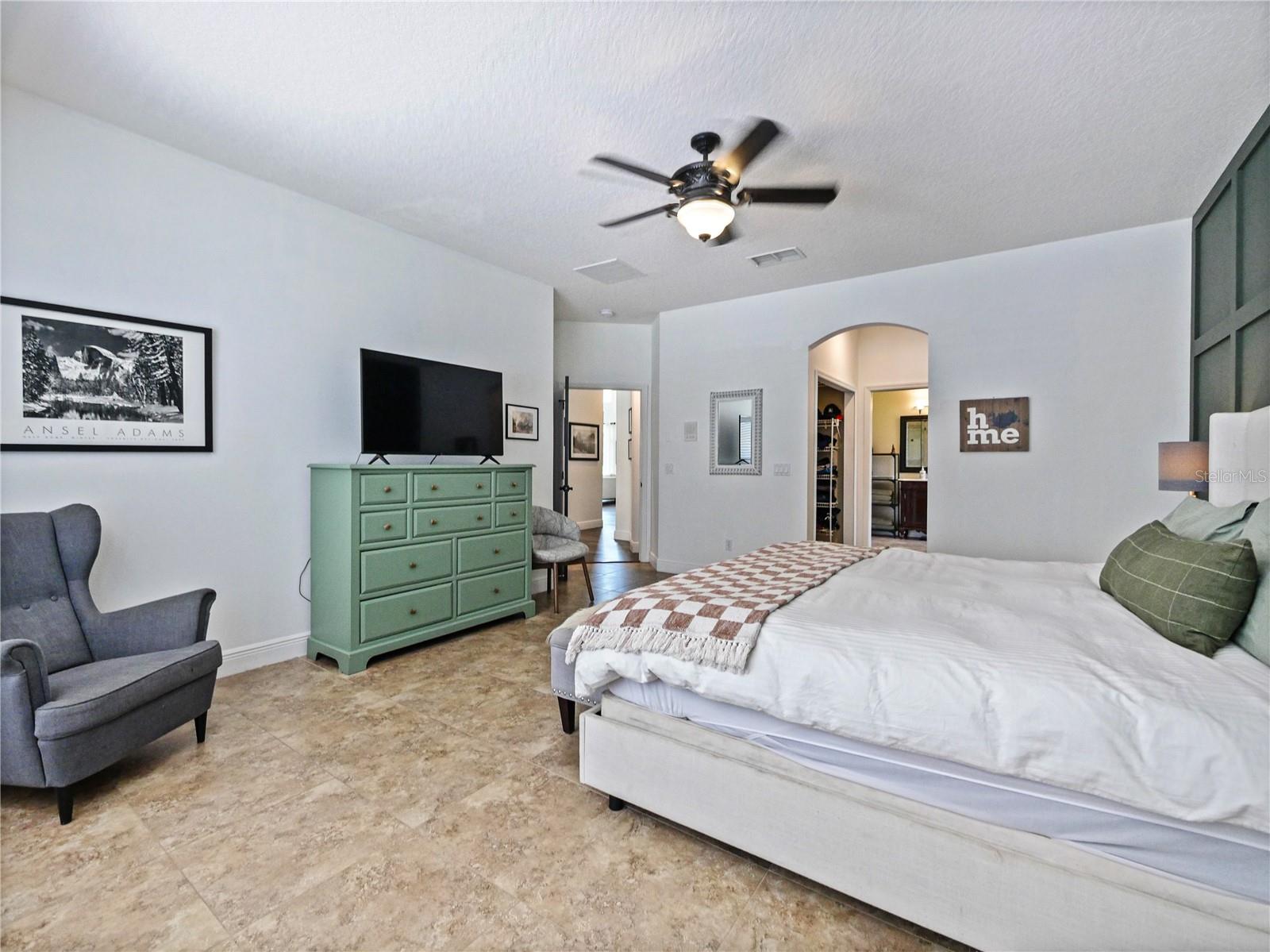 BARRINGTON ESTATES - Residential