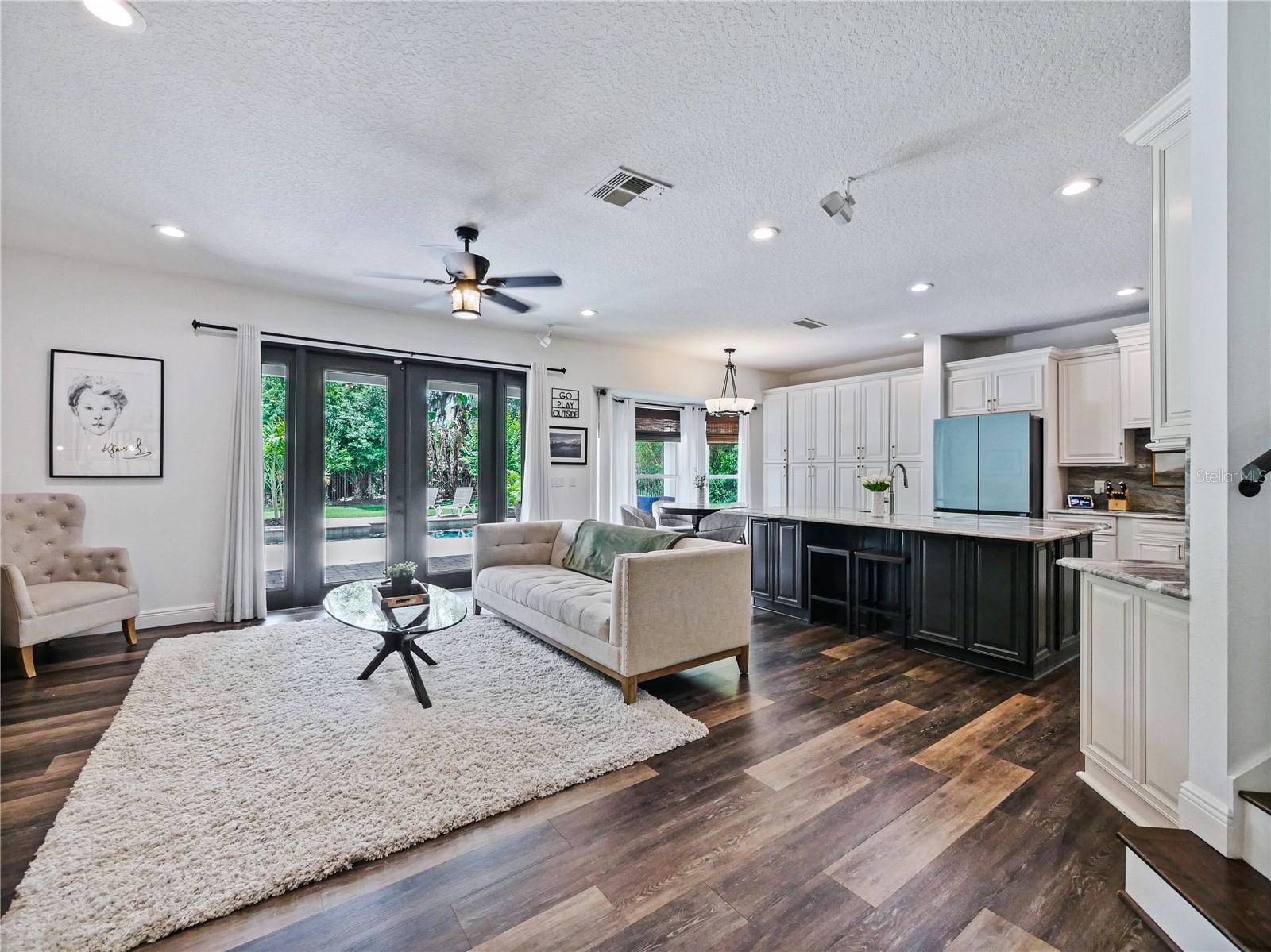 BARRINGTON ESTATES - Residential