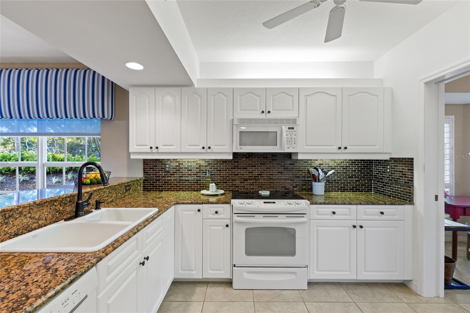 SOUTH PRESERVE 03 AT WATERSIDE VILLAGE PH 01 - Residential
