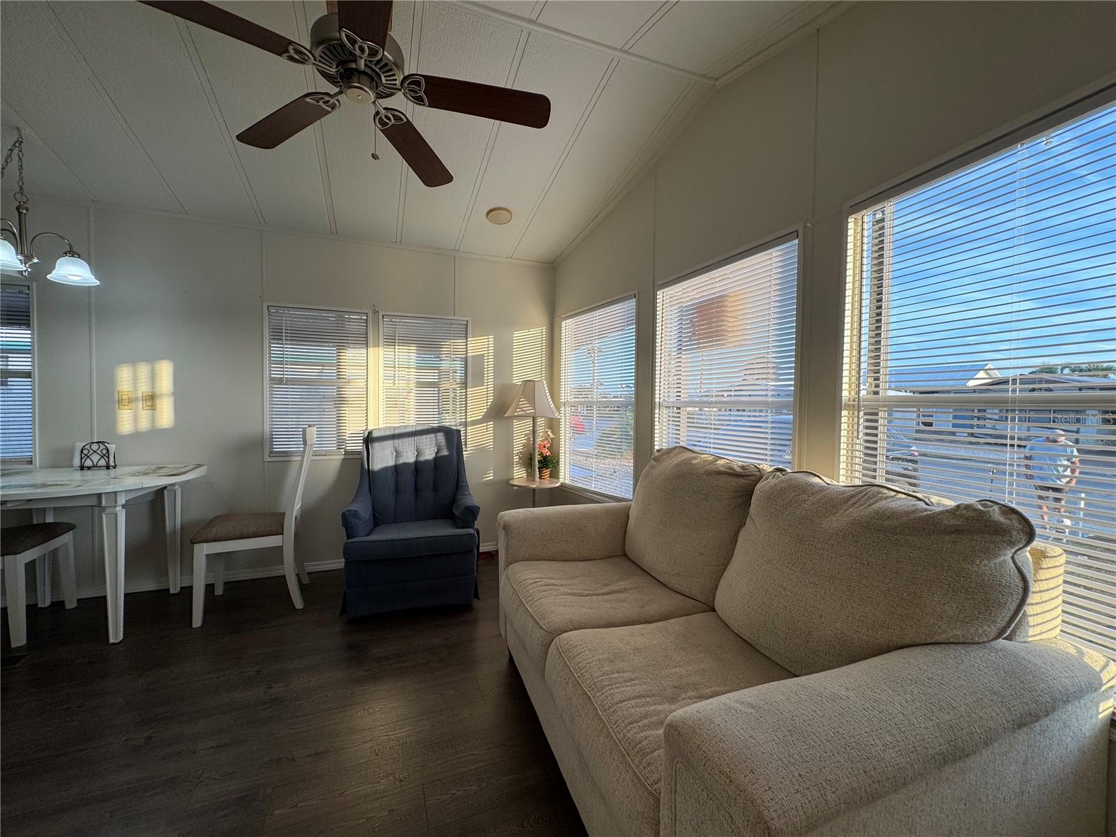 AMERICAN CONDOMINIUM PARKS-ZEPHYRHILLS - Residential