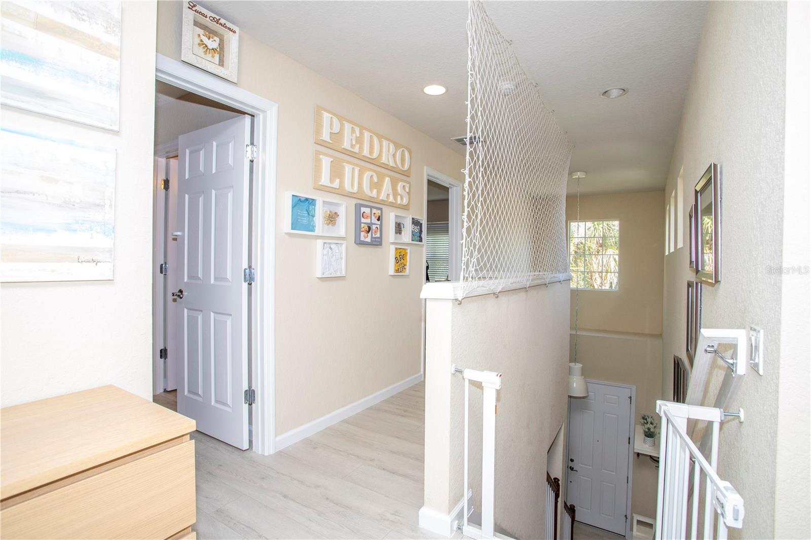 VILLAGEWALK/LK NONAB - Residential