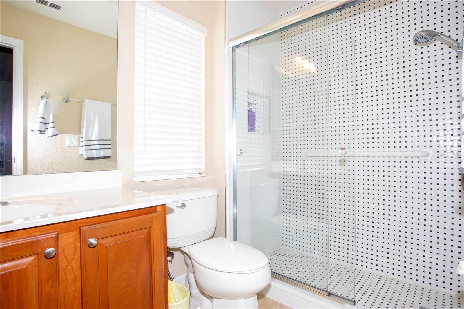 VILLAGEWALK/LK NONAB - Residential