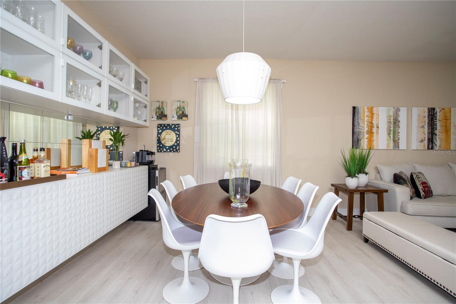 VILLAGEWALK/LK NONAB - Residential