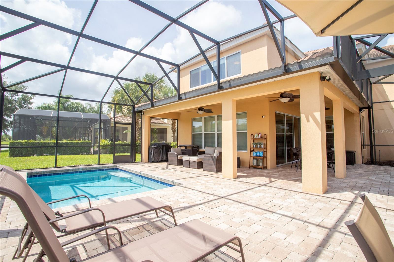 VILLAGEWALK/LK NONAB - Residential