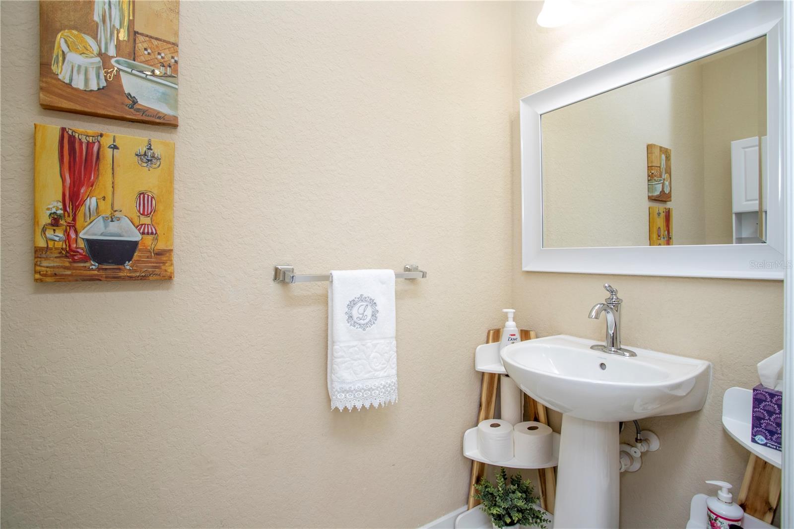 VILLAGEWALK/LK NONAB - Residential