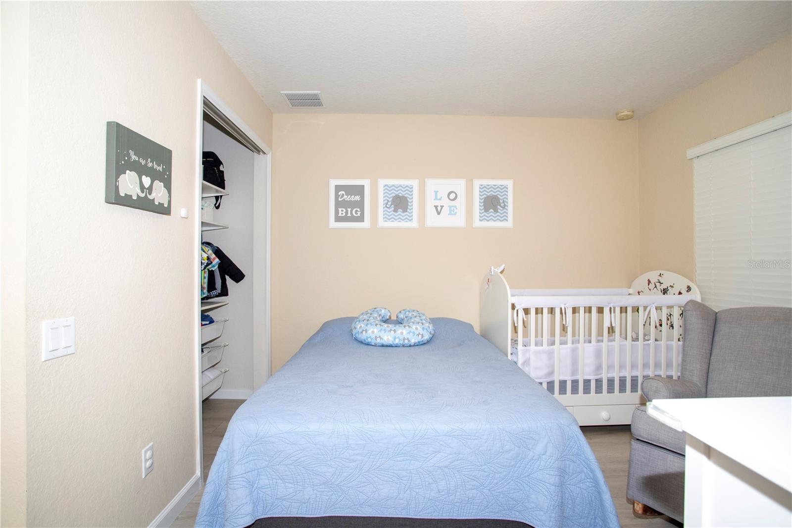 VILLAGEWALK/LK NONAB - Residential