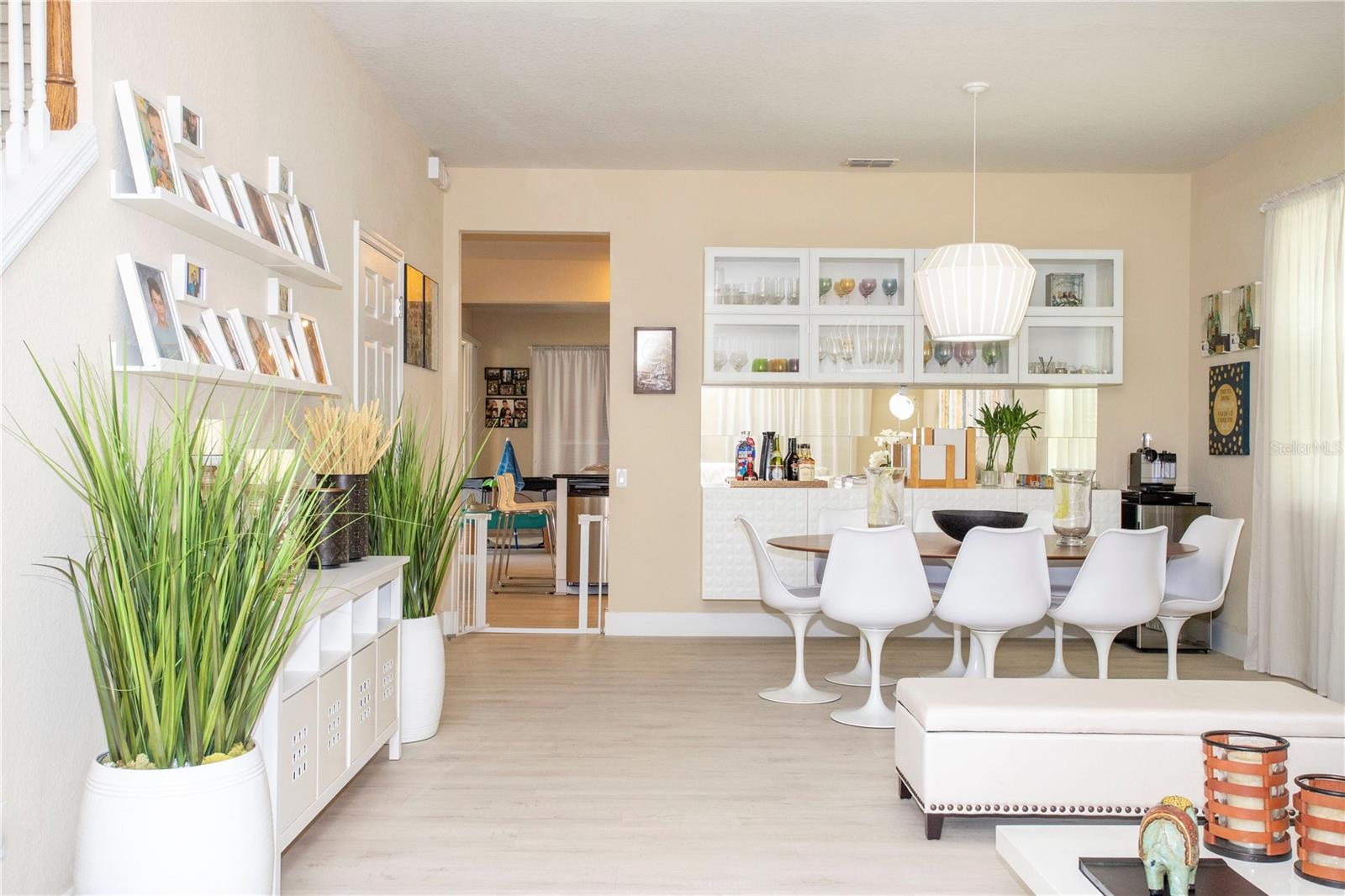 VILLAGEWALK/LK NONAB - Residential