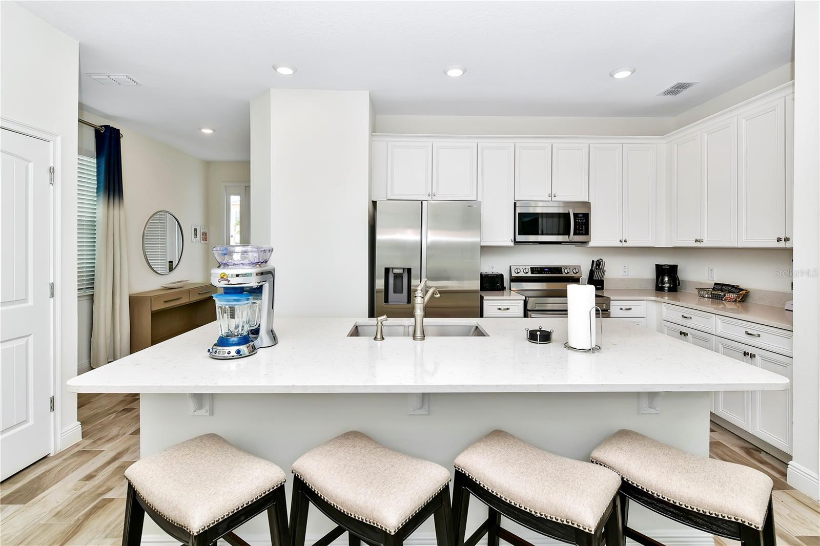 ROLLING OAKS PH 7 - Residential Lease