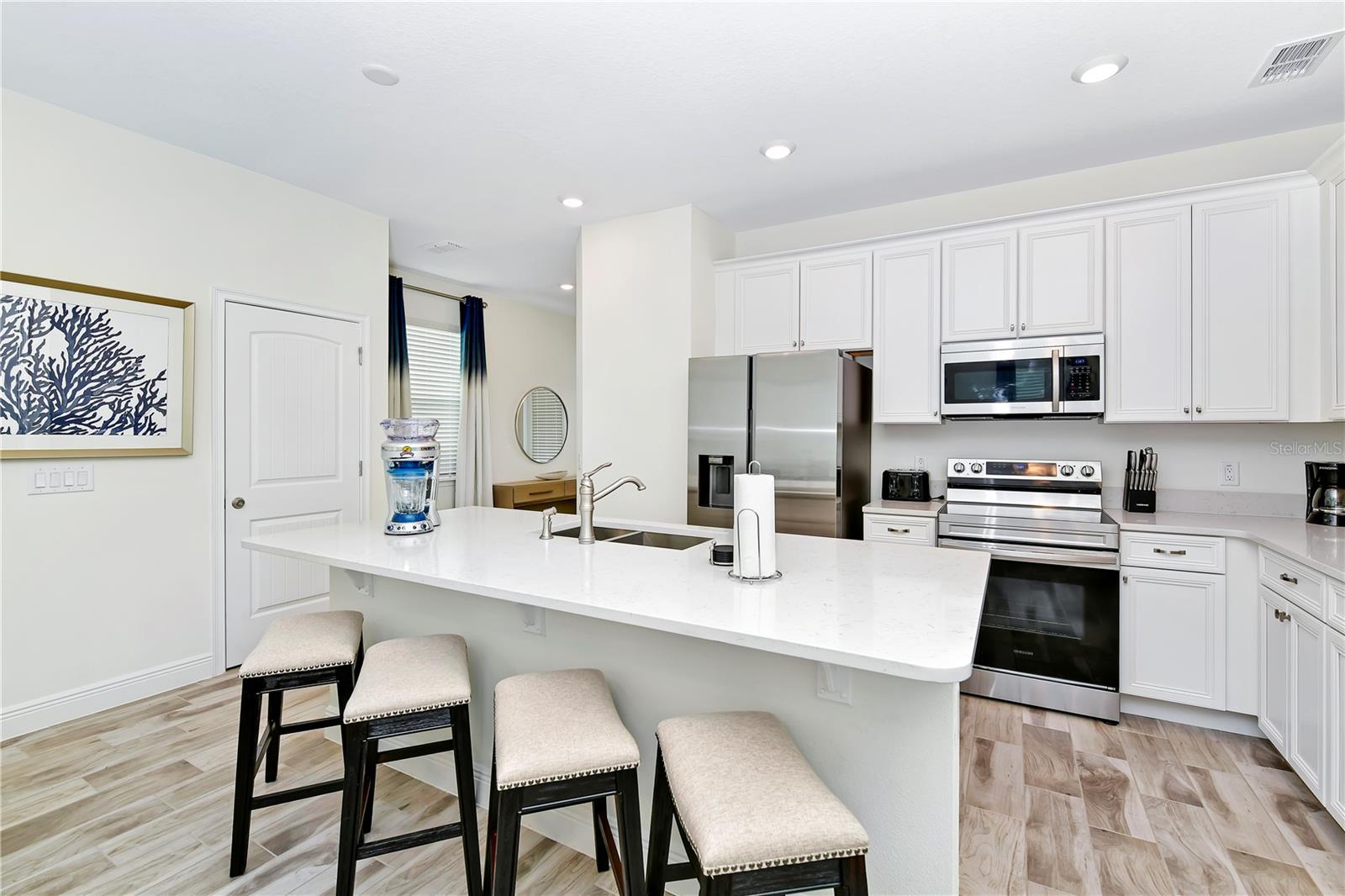 ROLLING OAKS PH 7 - Residential Lease