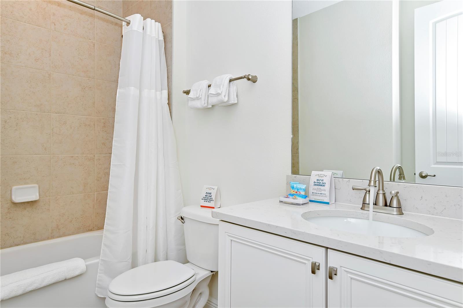 ROLLING OAKS PH 7 - Residential Lease