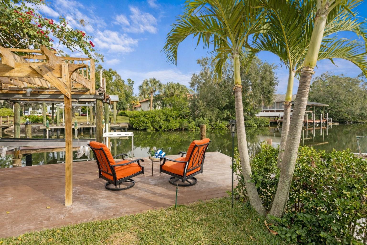 SUNSET PARK - Residential Lease