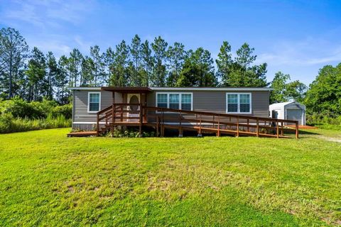Tiny photo for 23400 Panther Road, Astor, FL 32102 (MLS # G5114262)