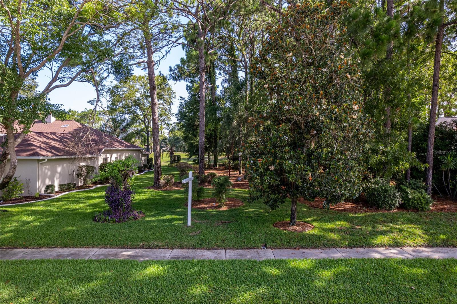 A UNICORN Property- Build your Dream home in one of Hernando Counties premier gated golf communities. The only building lot for sale in Silverthorn. This 1/4 acre lot backs to the 12th Fairway of the Golf Course and is mostly cleared for you. Low HOA fees and lots of amenities. No CDD fees. Beautiful Adjacent Home is also for sale.