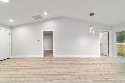 Tiny photo for 15532 SW 10th Place, Ocala, FL 34481 (MLS # OM725085)