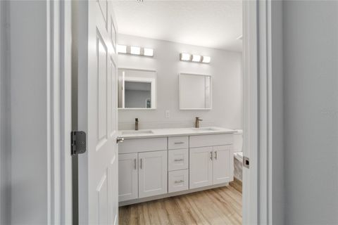 Tiny photo for 15532 SW 10th Place, Ocala, FL 34481 (MLS # OM725085)