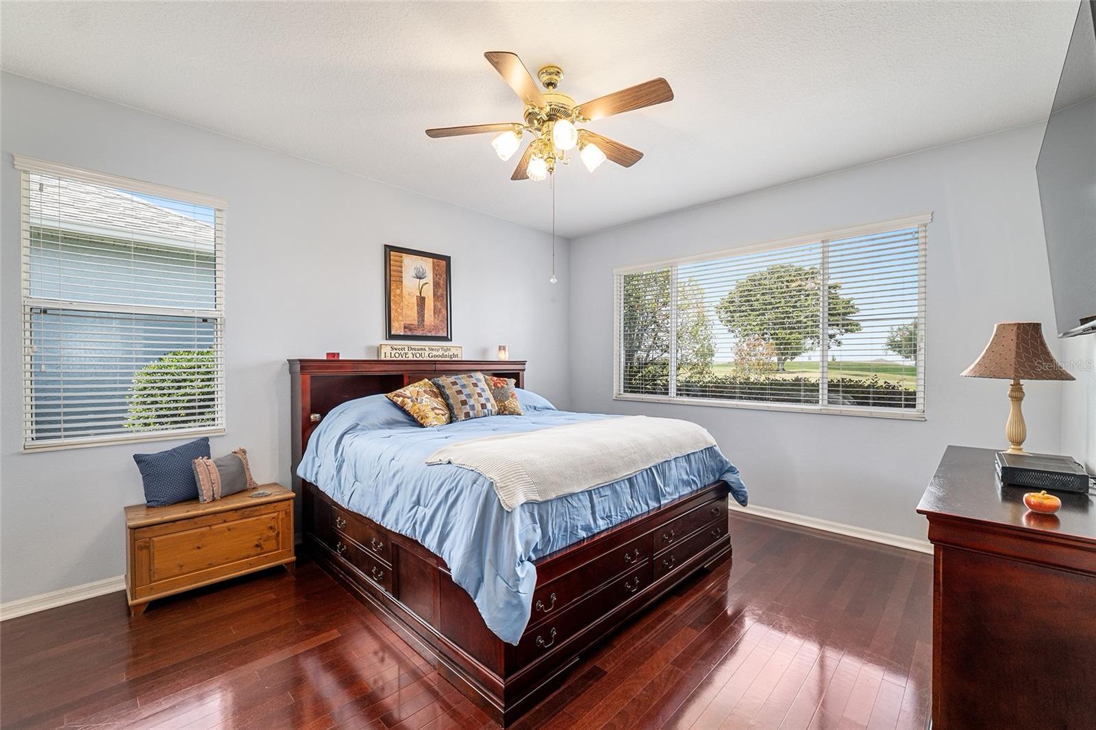 ON TOP OF THE WORLD - Residential