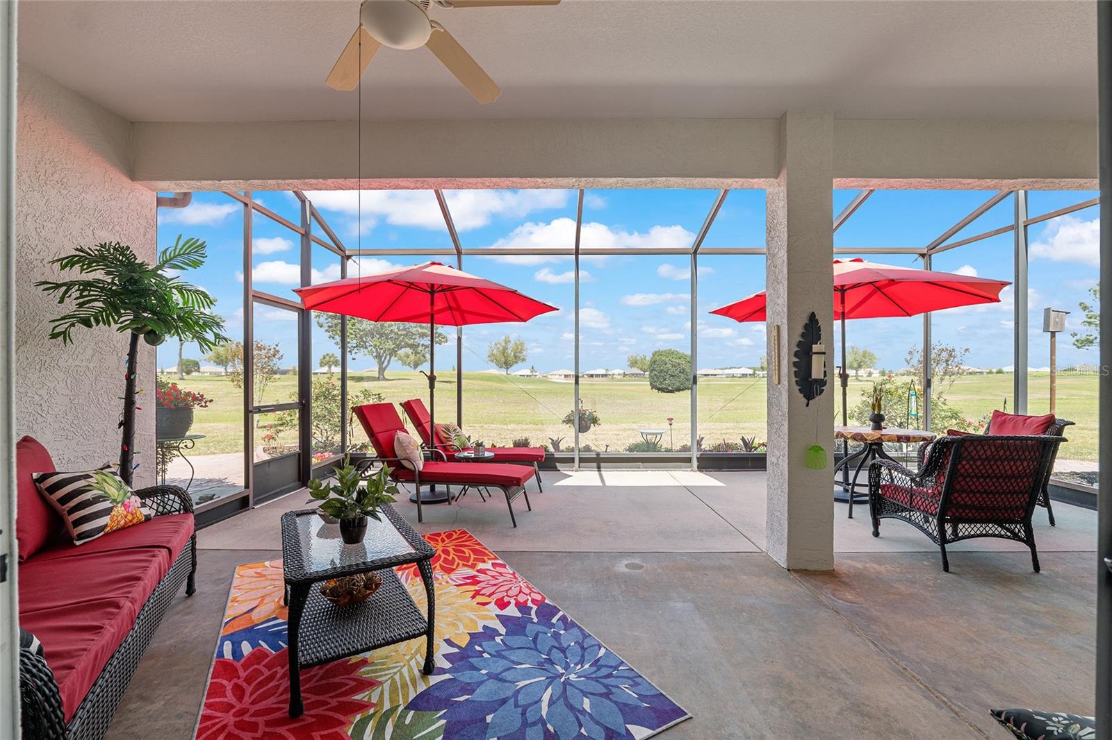 ON TOP OF THE WORLD - Residential