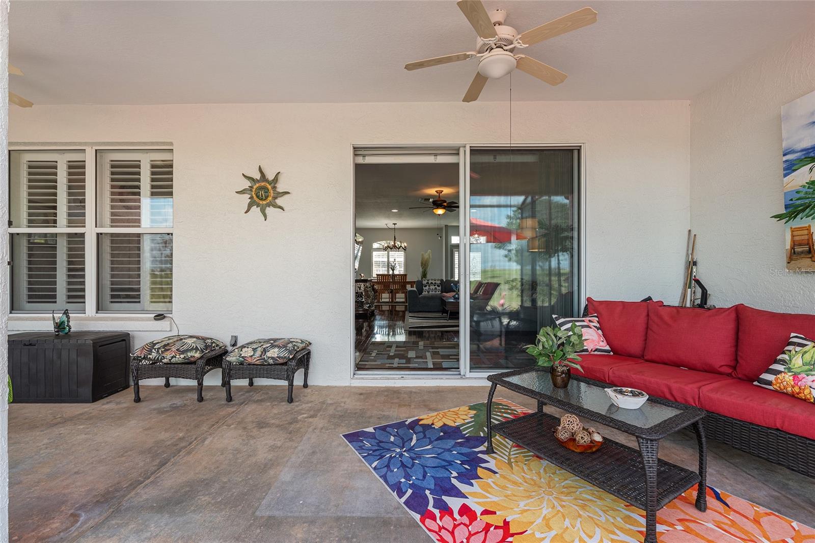 ON TOP OF THE WORLD - Residential