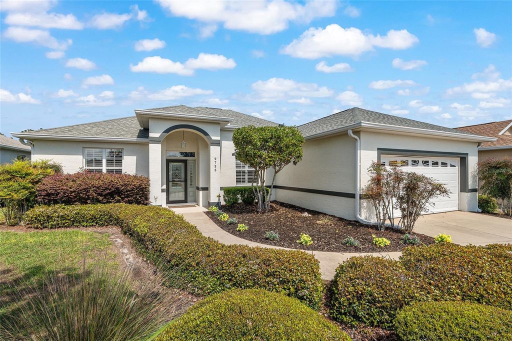 Photo of 9733 SW 89th Loop, Ocala, FL 34481 (MLS # OM721587)