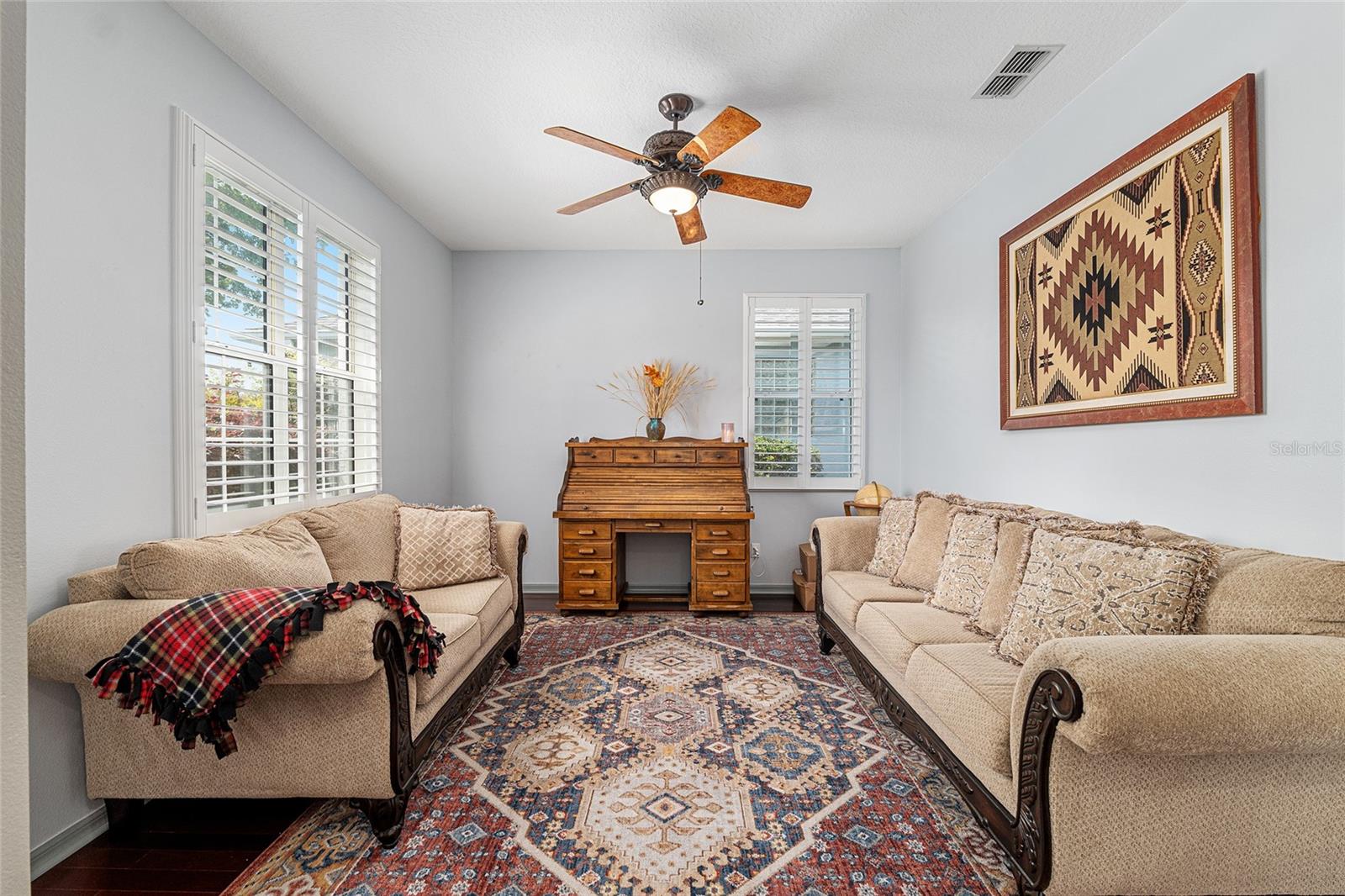 ON TOP OF THE WORLD - Residential