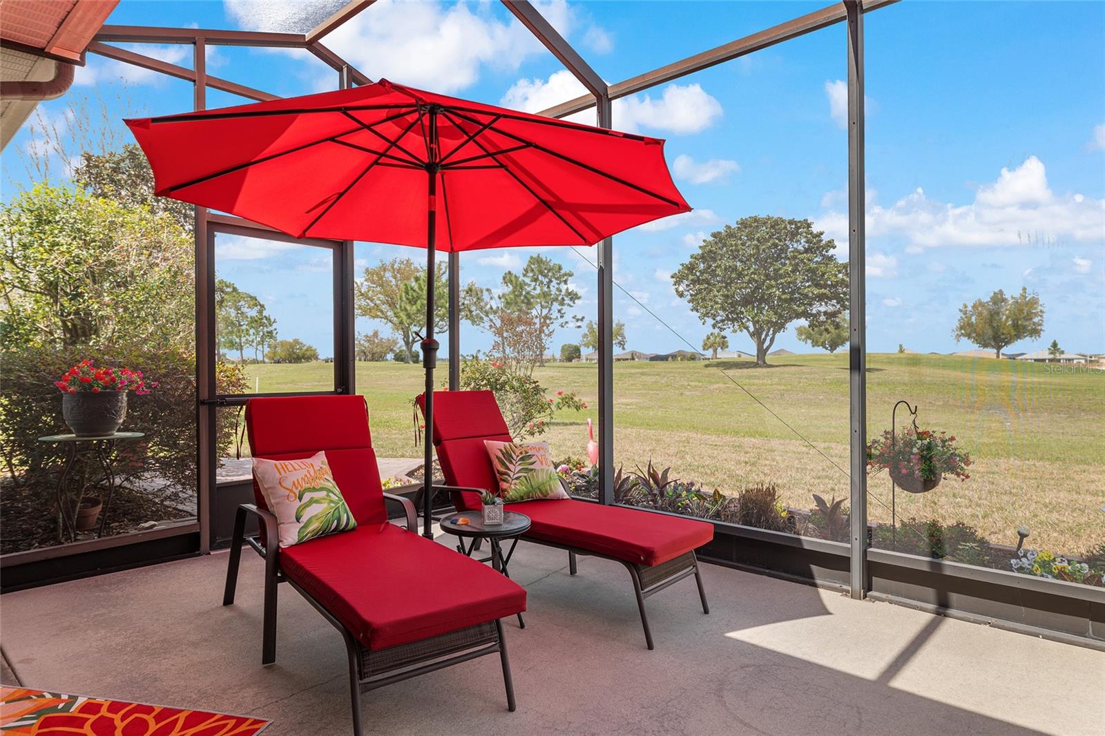 ON TOP OF THE WORLD - Residential