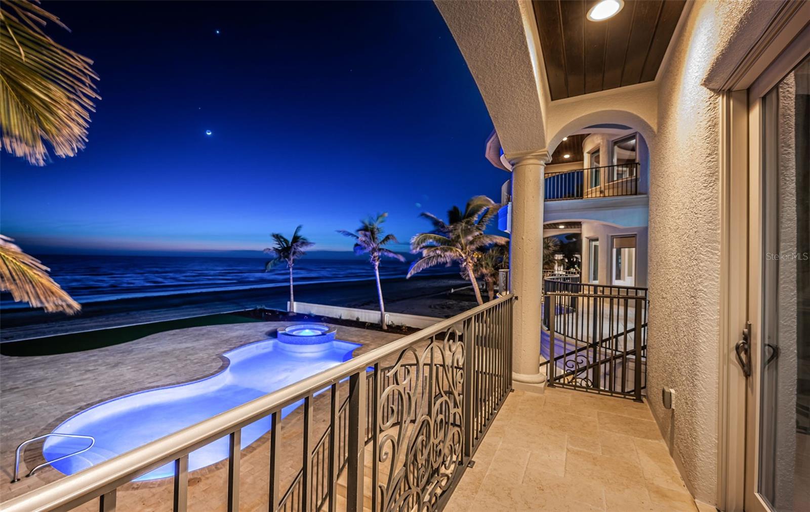 LONE PALM BEACH 2ND ADD - Residential