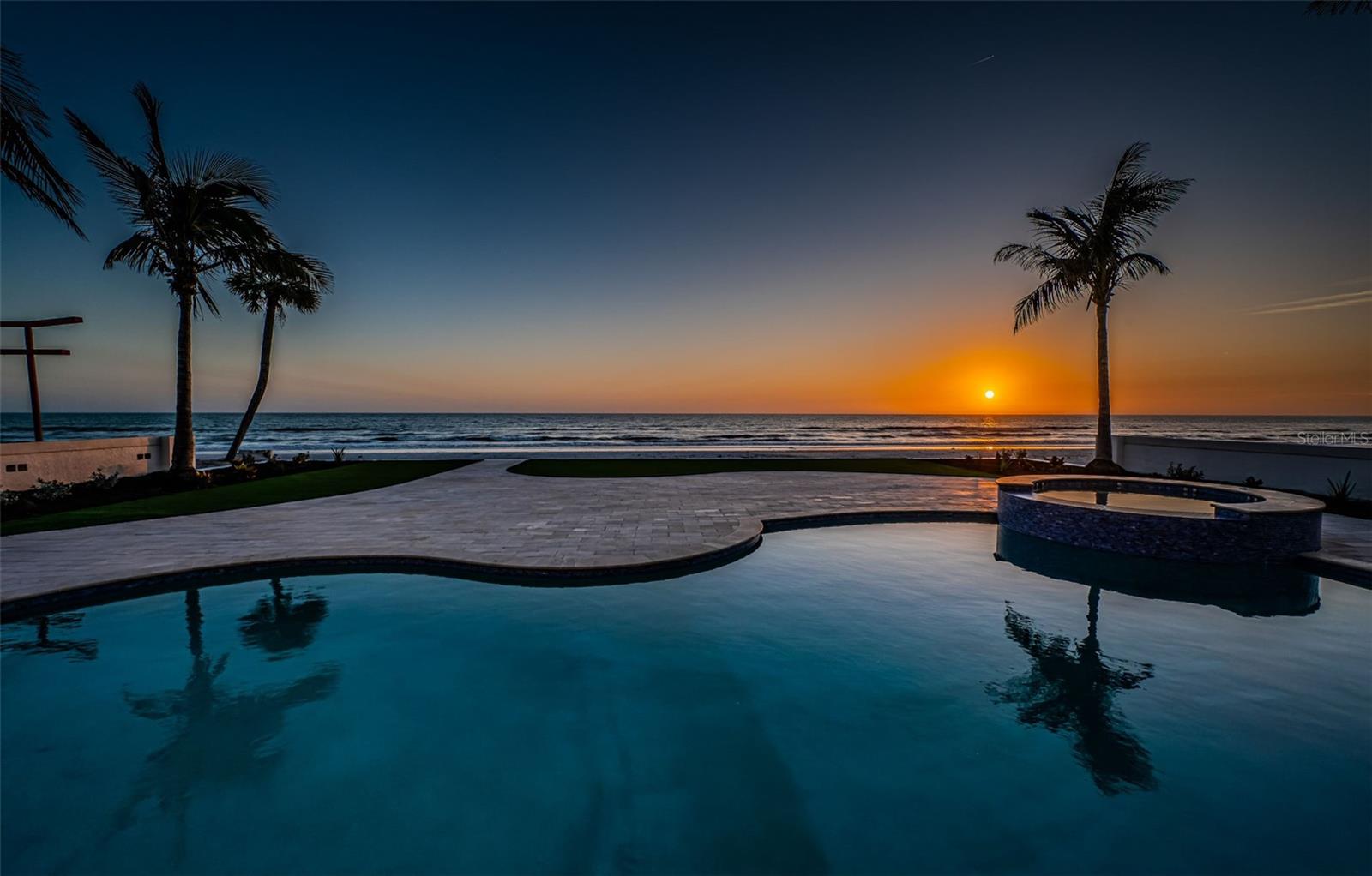 LONE PALM BEACH 2ND ADD - Residential