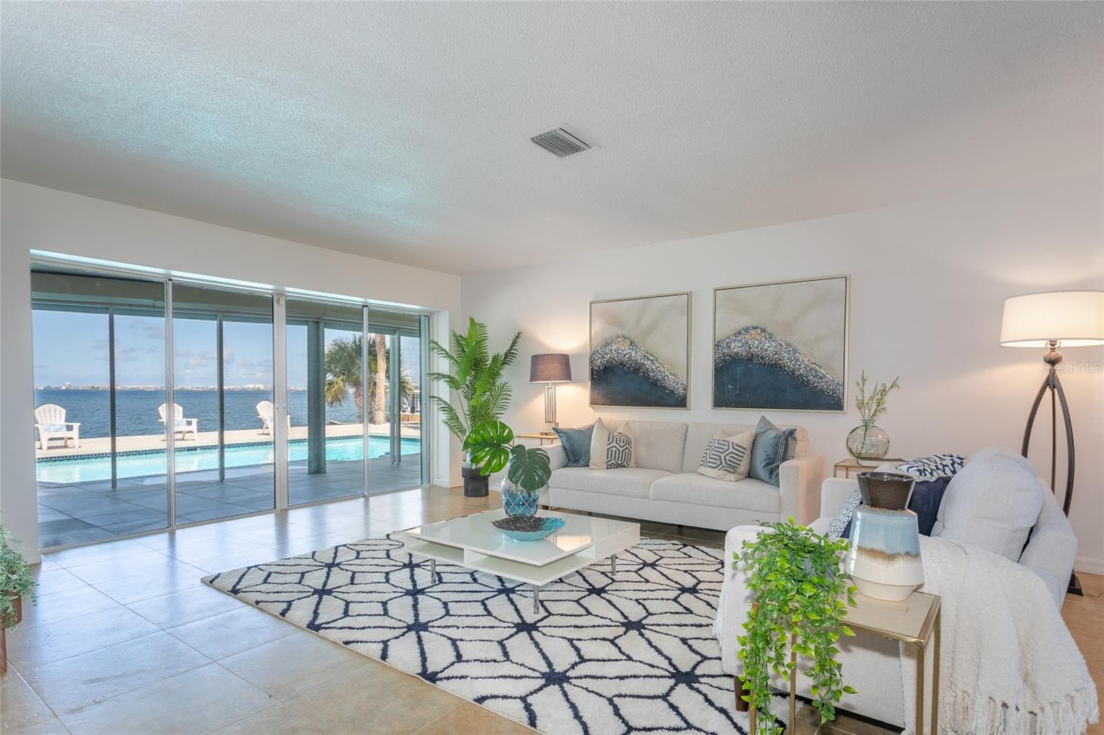 BROADWATER UNIT 2 - Residential