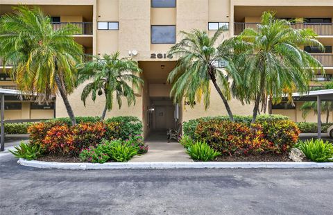 2614 COVE CAY DRIVE 405 CLEARWATER FL 33760