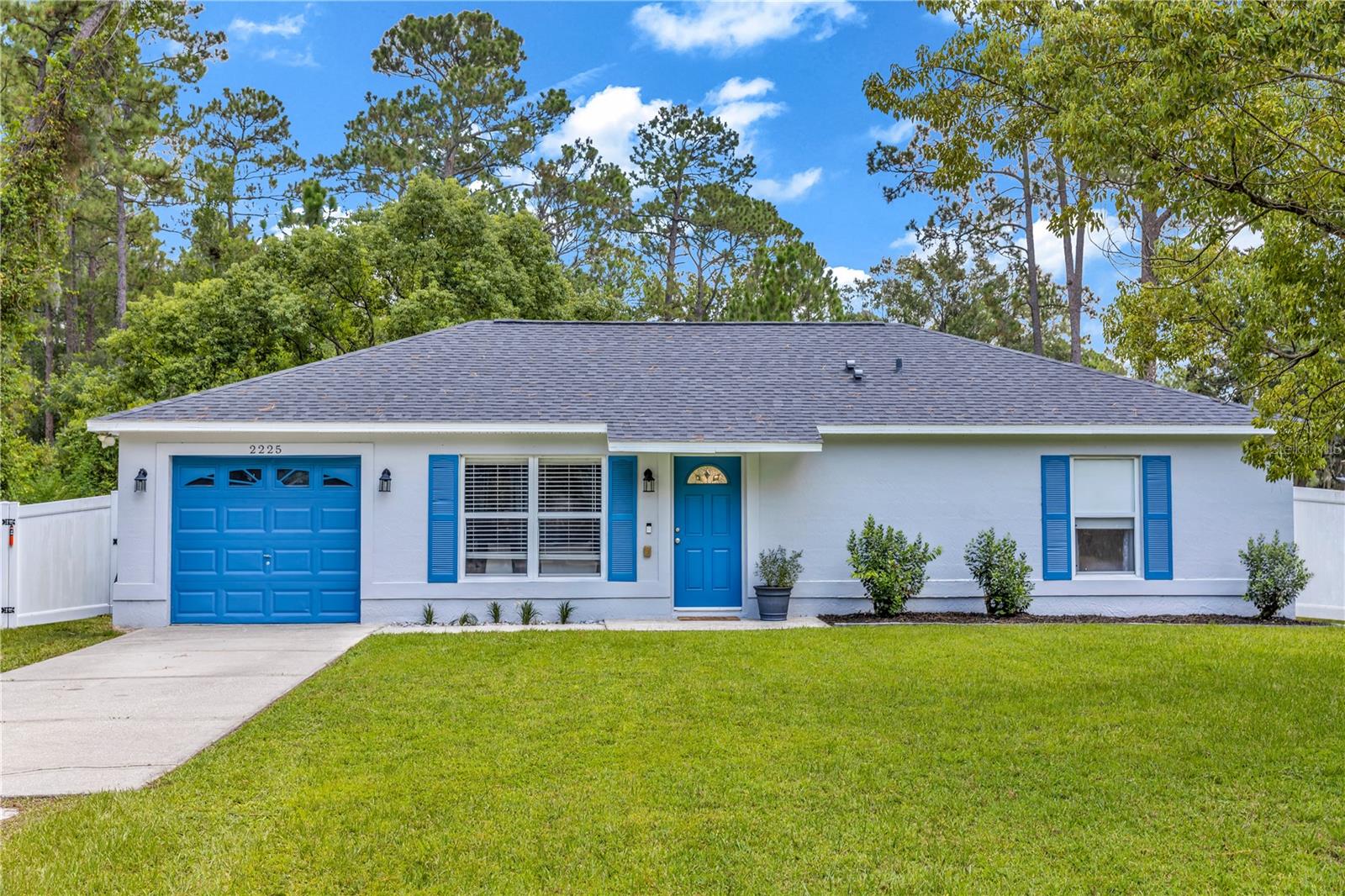 Welcome home to this delightfully refreshed three-bedroom, two-bathroom house that's ready to embrace its
next chapter! With a newer roof installed in May 2022, this bright and airy home greets you with fresh paint,
soaring high ceilings, and tile flooring throughout the main living areas that practically sparkles in the natural
light.
The heart of this home lies in its beautifully upgraded kitchen, featuring brand new granite countertops that
gleam alongside pristine stainless steel appliances and sink. A thoughtful peninsula with breakfast bar seating
creates the perfect spot for morning coffee or casual dining, while the window above the sink offers peaceful
views of the backyard and wooded area beyond. The adjoining dining space flows seamlessly from the kitchen
and opens to a back patio through sliding doors.Practical amenities include a spacious inside laundry room
measuring five by eleven feet, complete with an adjustable built-in shelving system for optimal organization.
The high-end Kinetico water softener system ensures quality water throughout the home.
Don't miss out on this amazing opportunity, schedule your private showing today!