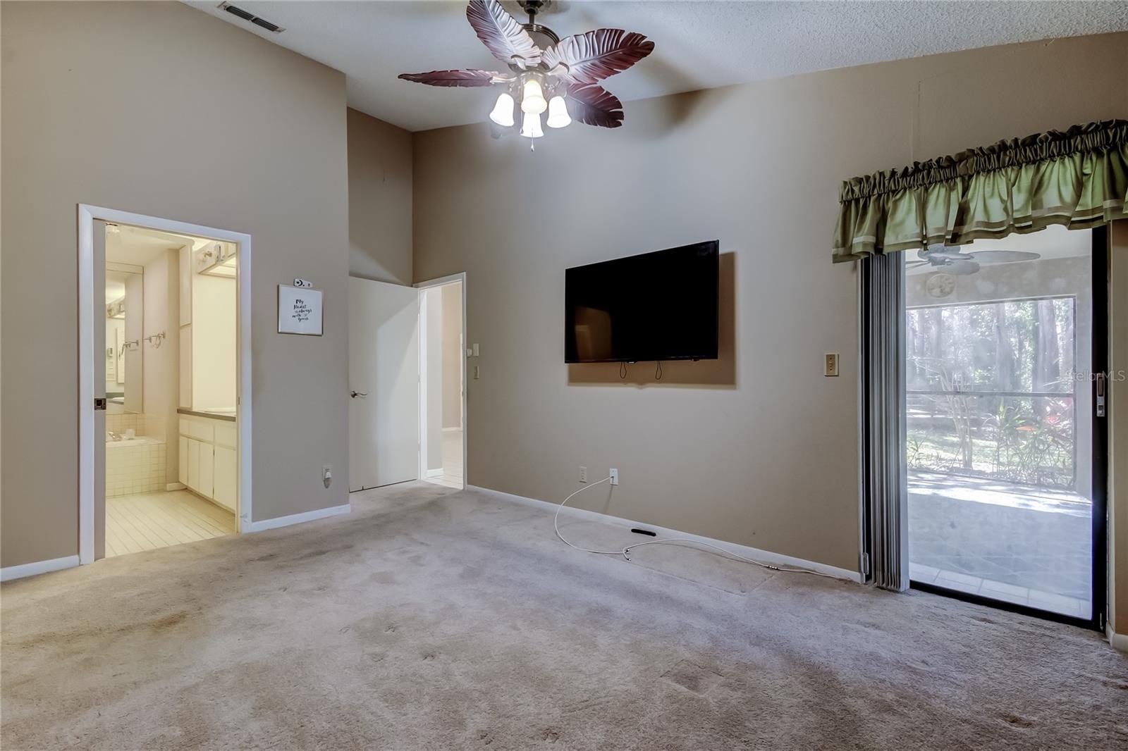 WESTCOTT SQUARE - Residential