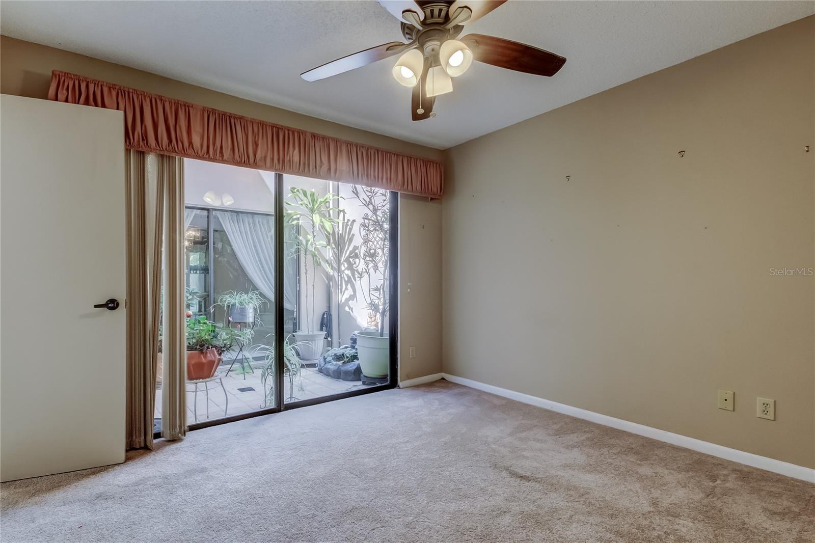 WESTCOTT SQUARE - Residential