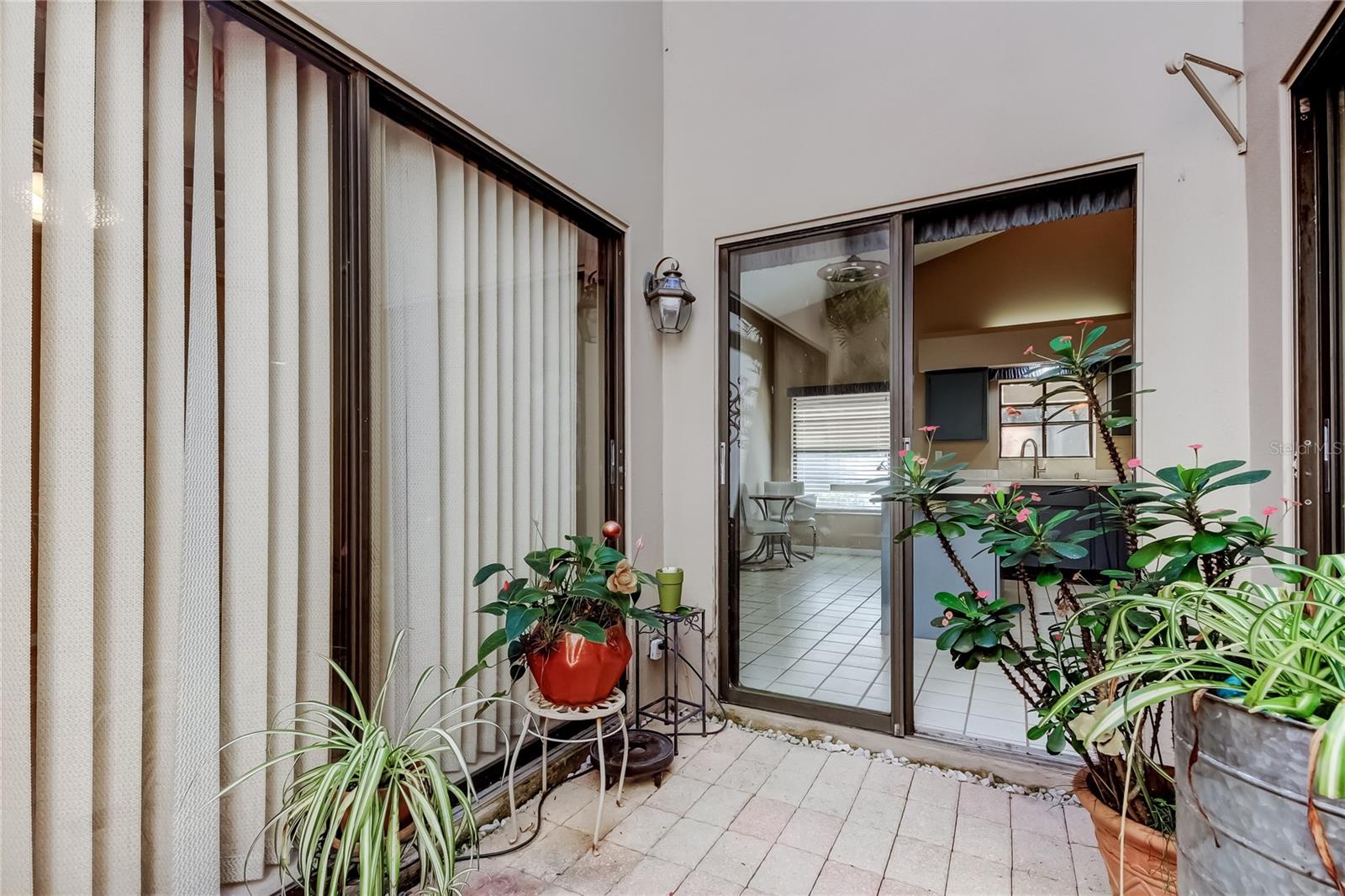 WESTCOTT SQUARE - Residential