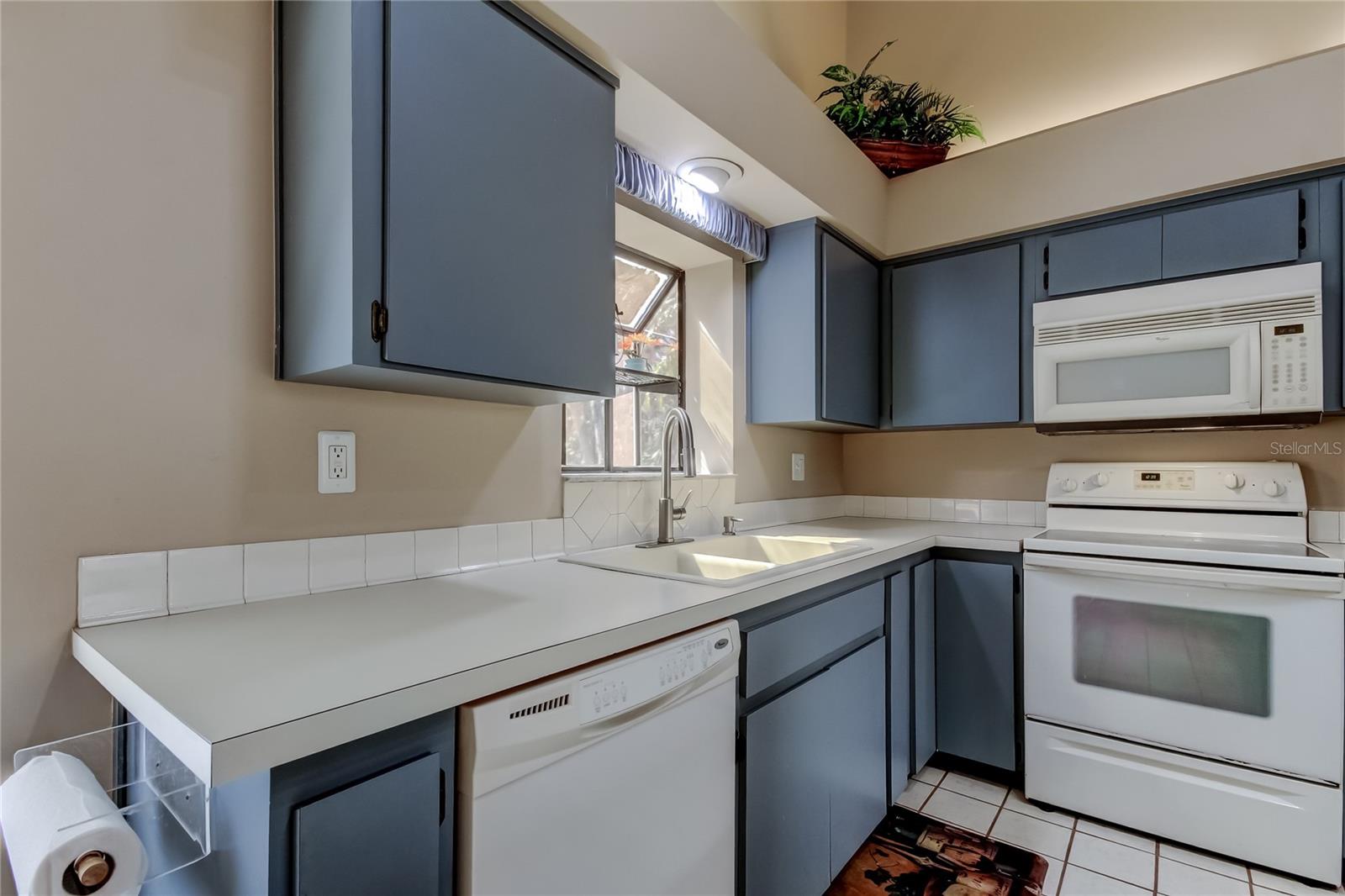 WESTCOTT SQUARE - Residential