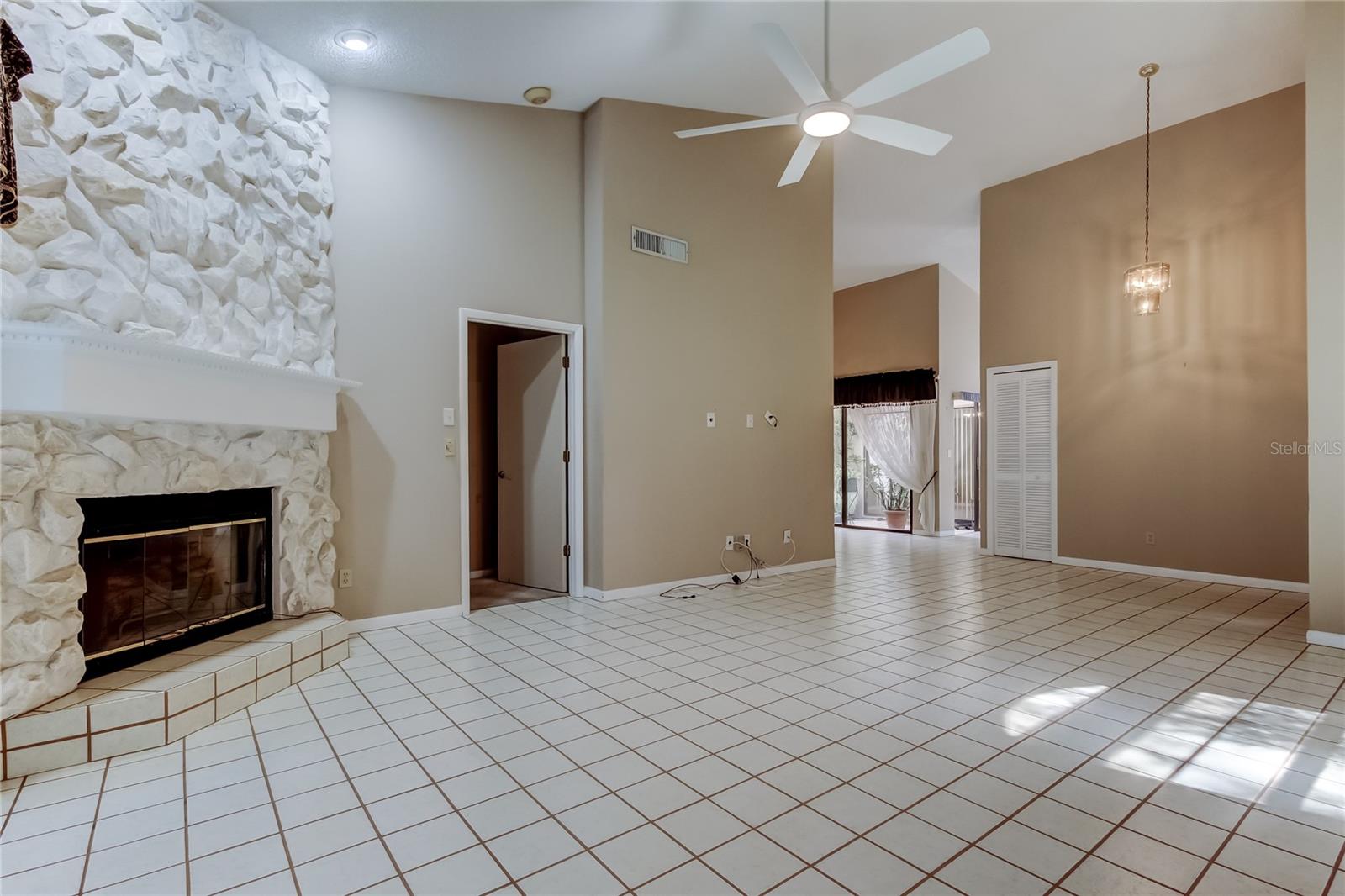 WESTCOTT SQUARE - Residential