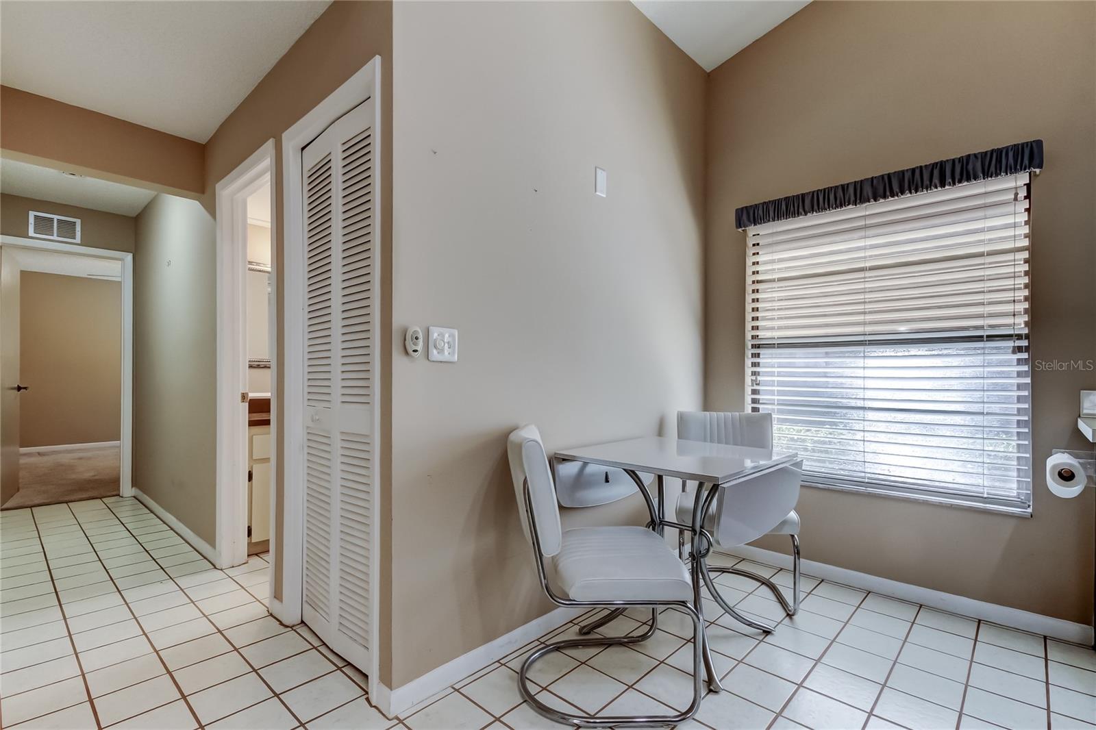 WESTCOTT SQUARE - Residential