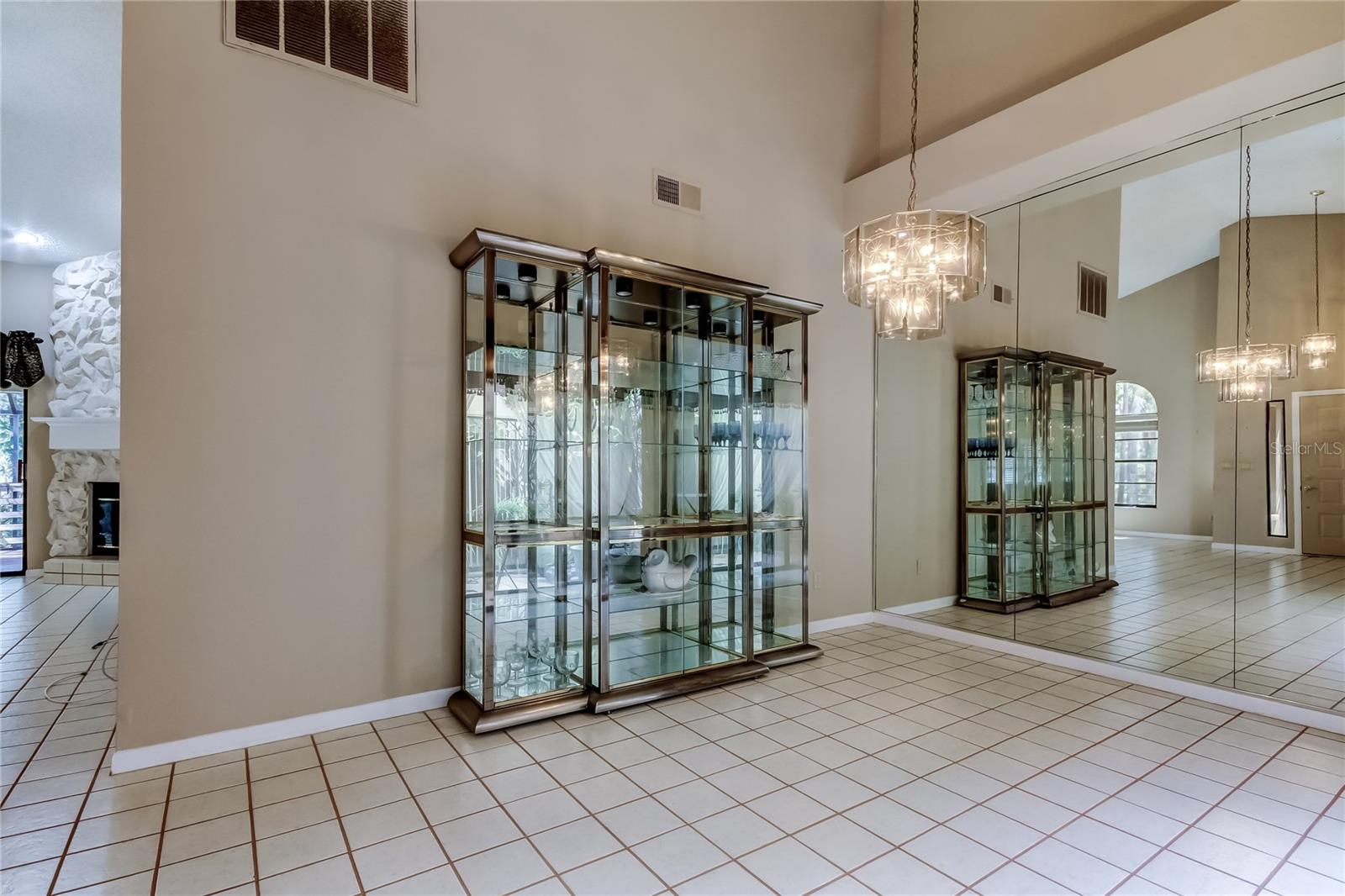 WESTCOTT SQUARE - Residential