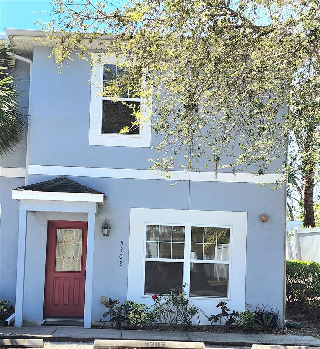 This attractive, renovated two-story townhouse is located in the desirable Temple Terrace area. The property features two bedrooms, two and a half bathrooms, and a flexible office/game room. Recent renovations include fresh paint, new carpeting, and updated lighting fixtures in the living and kitchen areas. As a corner unit, it offers an open floor plan perfect for entertaining, along with a covered patio. For added privacy, all living spaces are situated on the second floor.