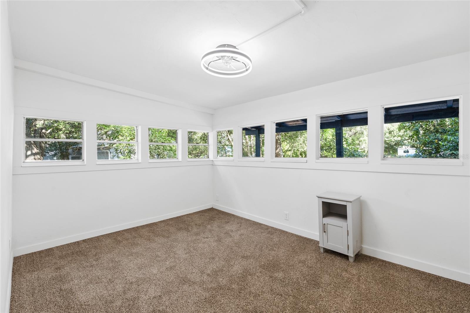 ORIGINAL WALDO - Residential