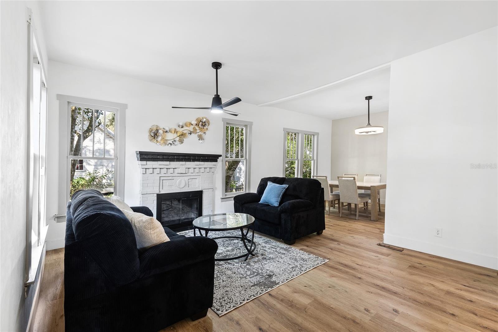 ORIGINAL WALDO - Residential