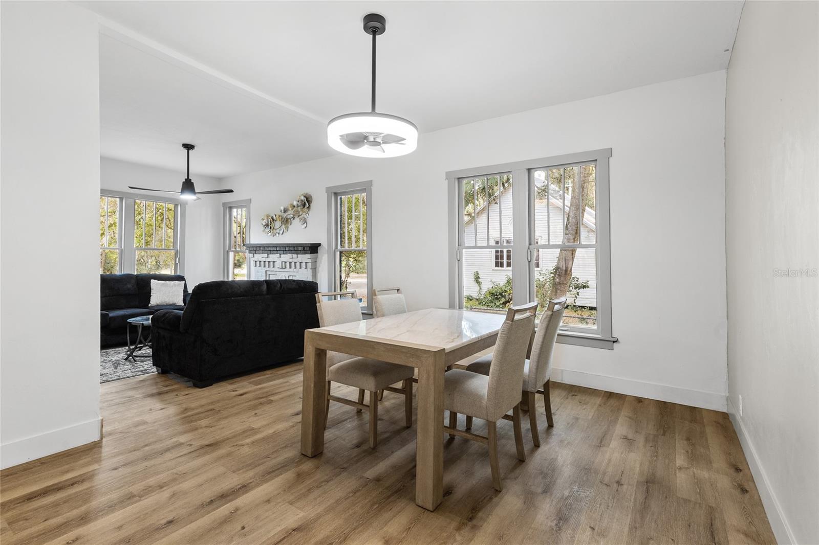 ORIGINAL WALDO - Residential