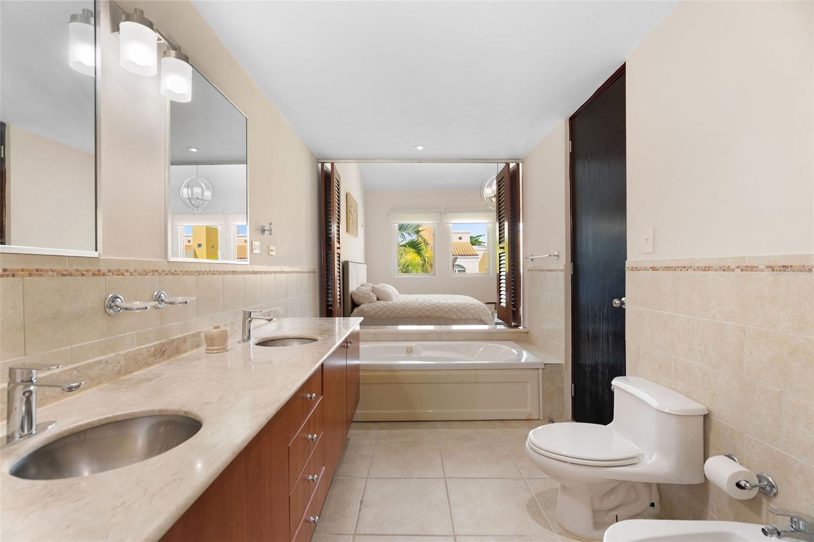 AQUABELLA - Residential