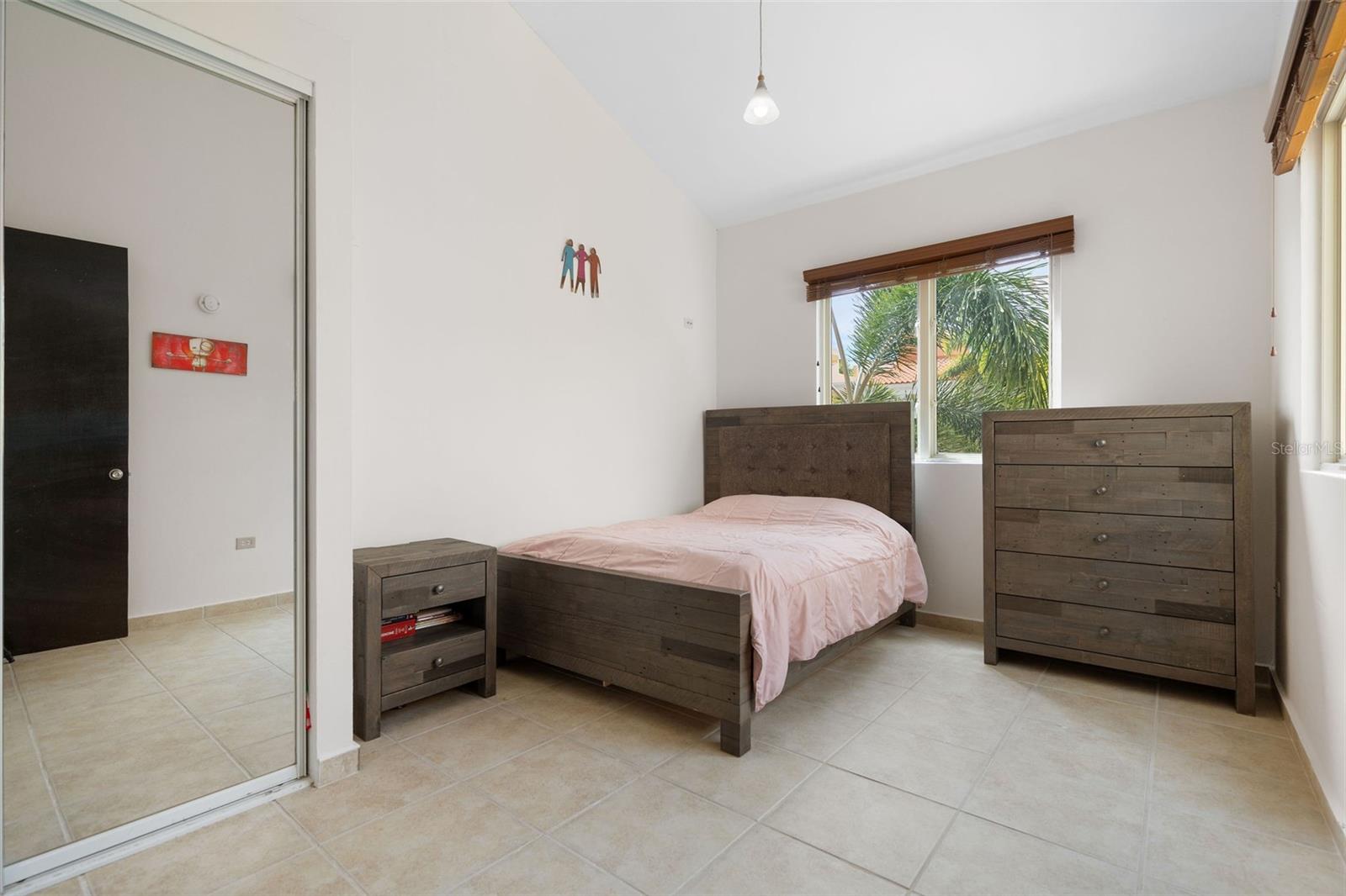 AQUABELLA - Residential